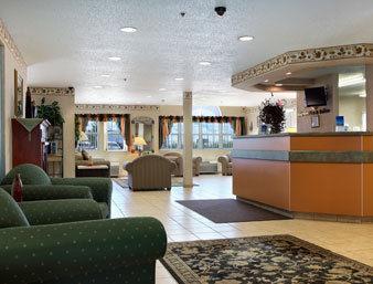 Microtel & Hotel 3*